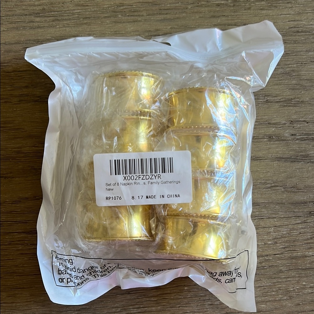 Gold Napkin Rings Set of 8 - NWT